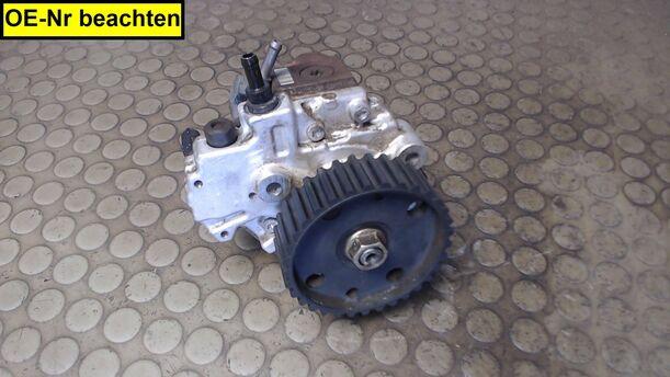 Foto: DIESELEINSPRITZPUMPE/HOCHDRUCKPUMPE eines Opel Astra 1.7 CDTI Caravan