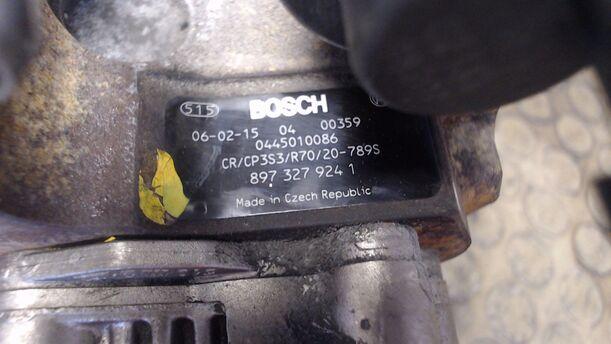 Foto: DIESELEINSPRITZPUMPE/HOCHDRUCKPUMPE eines Opel Astra 1.7 CDTI Caravan
