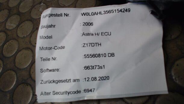 Foto: STEUERGERÄT DIESELEINSPRITZUNG eines Opel Astra 1.7 CDTI Caravan