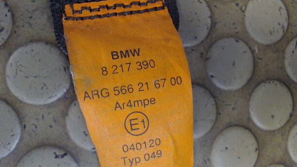 Foto: SICHERHEITSGURT VORNE RECHTS eines BMW 530i touring