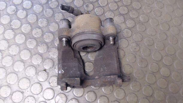 Foto: BREMSSATTEL VORN LINKS eines Opel Astra 1.6
