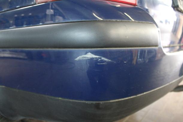 Foto: STOSSFÄNGER/STOßSTANGE HINTEN eines VW Passat Variant 1.9 TDI Festival