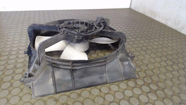 Foto: ELEKTROLÜFTER eines Mazda 323 P 1.5