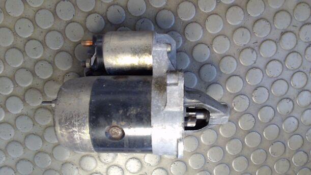 Foto: ANLASSER / STARTER eines Mazda 323 P 1.5