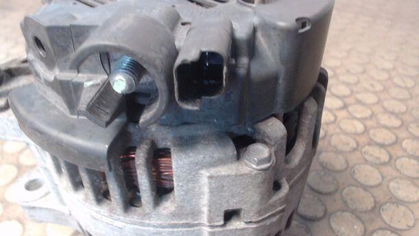 Foto: LICHTMASCHINE VALEO eines Citroen C3 1.4 HDi