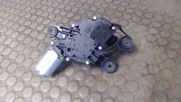 Foto: SCHEIBENWISCHERMOTOR HINTEN eines VW Golf 1.6 TDI DPF C