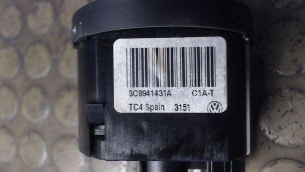Foto: LICHTSCHALTER eines VW Golf 1.6 TDI DPF