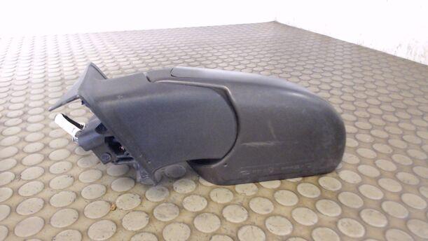 Foto: AUSSENSPIEGEL ELEKTRISCH LINKS eines Ford Focus Turnier 1.6 16V