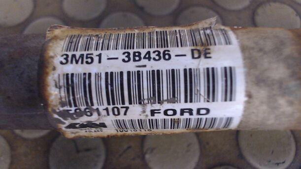 Foto: ANTRIEBSWELLE VORN RECHTS (Automatik) eines Ford Focus Turnier 1.6 16V