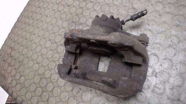 Foto: BREMSSATTEL VORN RECHTS eines Peugeot 207 95 VTi CL
