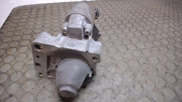 Foto: ANLASSER / STARTER eines Peugeot 207 95 VTi CL