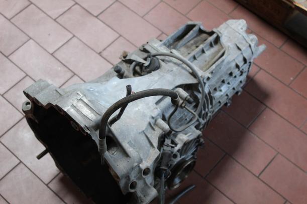 Foto: SCHALTGETRIEBE 5-GANG CAA eines Audi 80