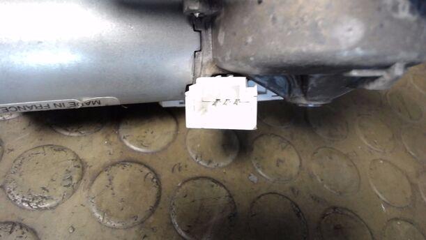 Foto: SCHEIBENWISCHERMOTOR HINTEN eines Renault Clio 1.2 16V 75