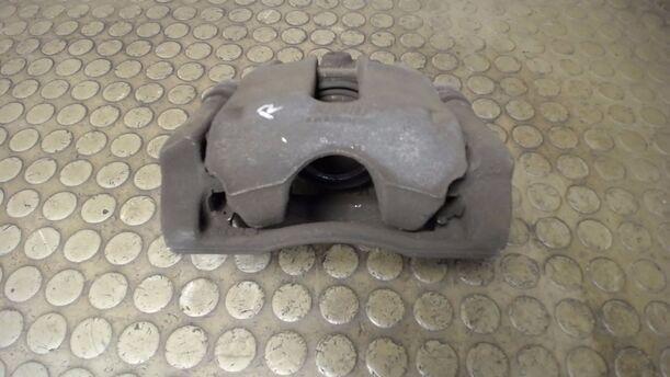 Foto: BREMSSATTEL VORNE RECHTS eines Renault Clio 1.2 16V 75