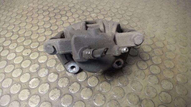 Foto: BREMSSATTEL VORNE RECHTS eines Renault Clio 1.2 16V 75