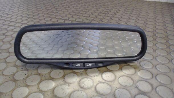 Foto: INNENSPIEGEL (AUTOMATISCH ABBLENDBAR) eines Ford Mondeo 2.5  Turnier V6 CL
