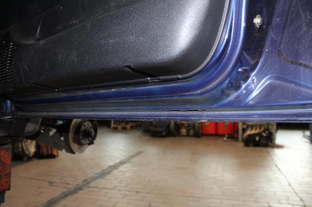 Foto: TÜR VORN RECHTS (4/5-Türer) eines Opel Corsa 16V