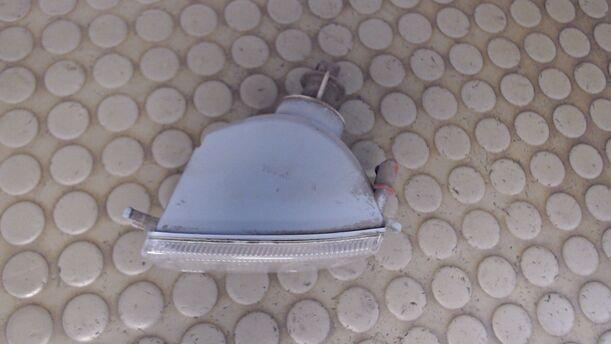Foto: BLINKER VORN LINKS eines VW Passat 1.8