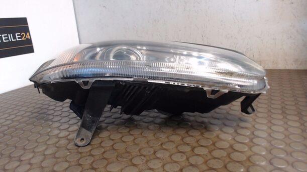 Foto: SCHEINWERFER RECHTS eines Opel Omega Caravan 2.0 16V