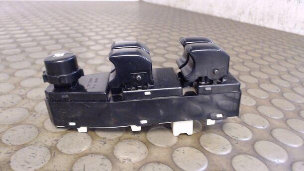 Foto: FENSTERHEBERSCHALTER eines Chevrolet Matiz 1.0 Gas CL