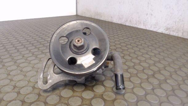 Foto: PUMPE SERVOLENKUNG / SERVOPUMPE eines Chevrolet Matiz 1.0 Gas CL