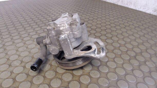 Foto: PUMPE SERVOLENKUNG / SERVOPUMPE eines Chevrolet Matiz 1.0 Gas CL