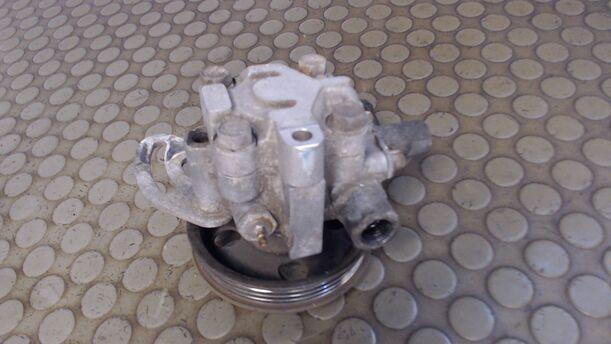 Foto: PUMPE SERVOLENKUNG / SERVOPUMPE eines Chevrolet Matiz 1.0 Gas CL