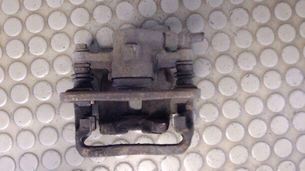 Foto: BREMSSATTEL HINTEN LINKS eines Mercedes-Benz A 170 CDI L CL