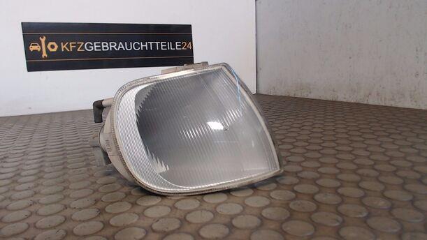 Foto: BLINKER VORN RECHTS eines VW Polo 60