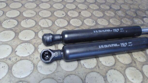 Foto: GASDRUCKFEDERN DACH/ VERDECK eines Citroen C3 Pluriel 1.4