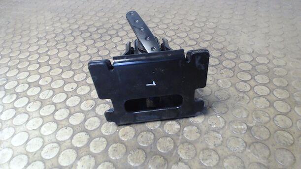 Foto: VERSCHLUSS/ VERRIEGELUNG DACHHOLM LINKS eines Citroen C3 Pluriel 1.4 LX