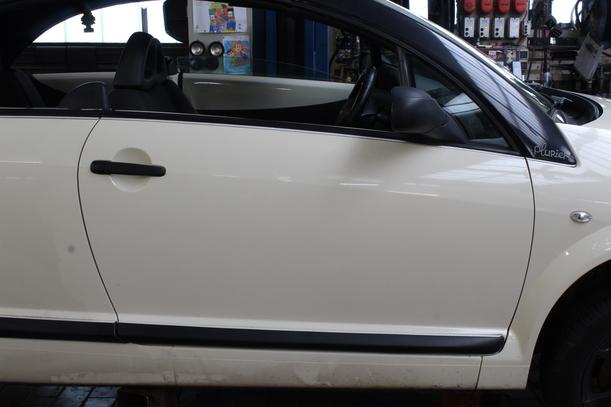 Foto: TÜR VORN RECHTS eines Citroen C3 Pluriel 1.4