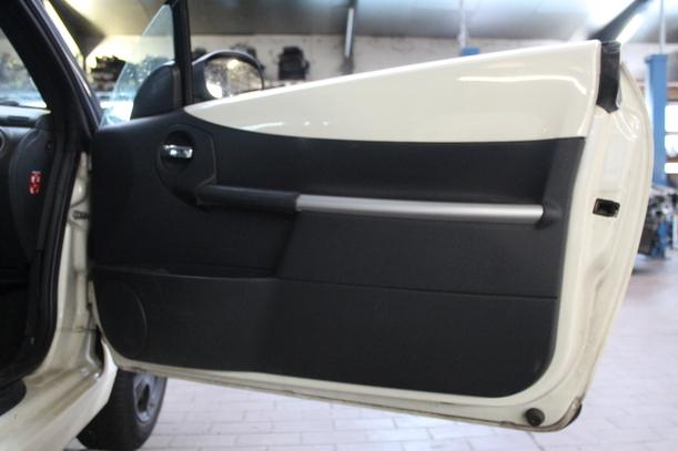 Foto: TÜR VORN RECHTS eines Citroen C3 Pluriel 1.4