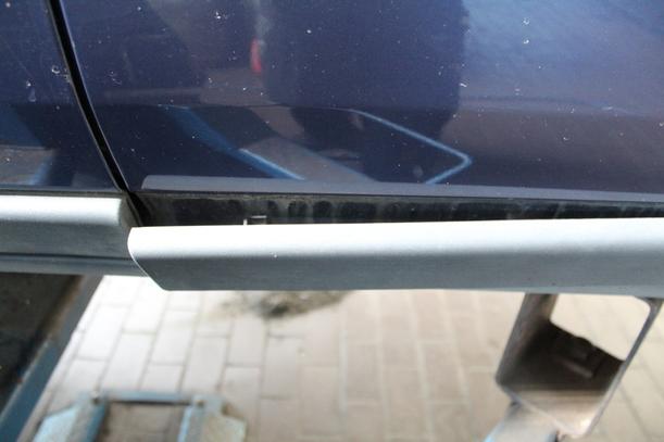 Foto: TÜR HINTEN LINKS eines Volvo S60 2.4