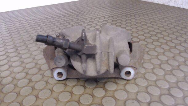 Foto: BREMSSATTEL VORN LINKS eines Volvo S60 2.4