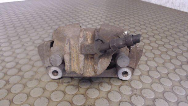Foto: BREMSSATTEL VORN RECHTS eines Volvo S60 2.4