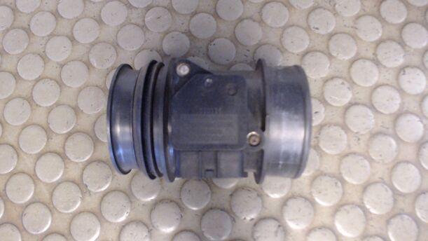 Foto: LUFTMASSENMESSER DENSO eines Volvo S60 2.4 GL