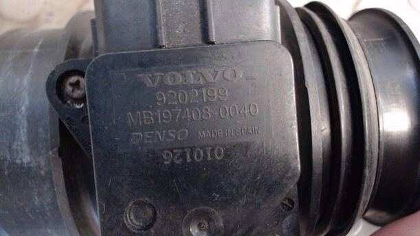 Foto: LUFTMASSENMESSER DENSO eines Volvo S60 2.4 GL