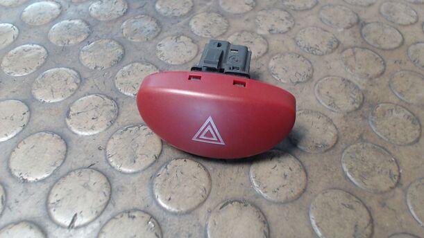 Foto: SCHALTER WARNBLINKANLAGE eines Peugeot 206 60