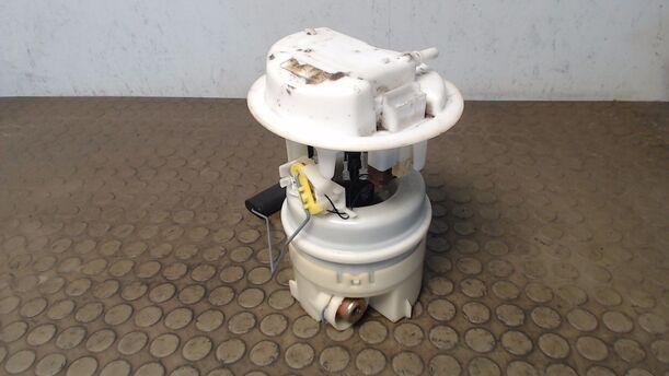 Foto: KRAFTSTOFFPUMPE eines Peugeot 206 60