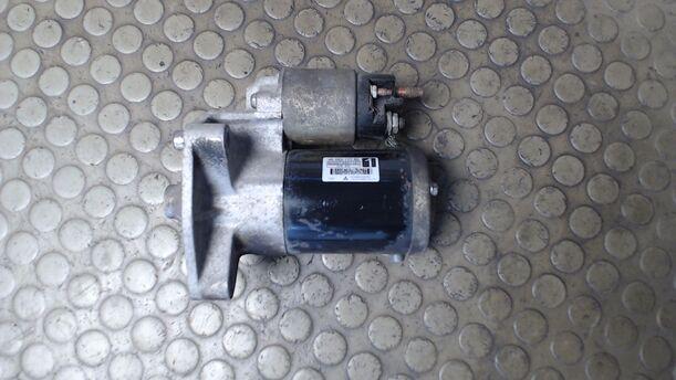 Foto: ANLASSER / STARTER eines Peugeot 206 60