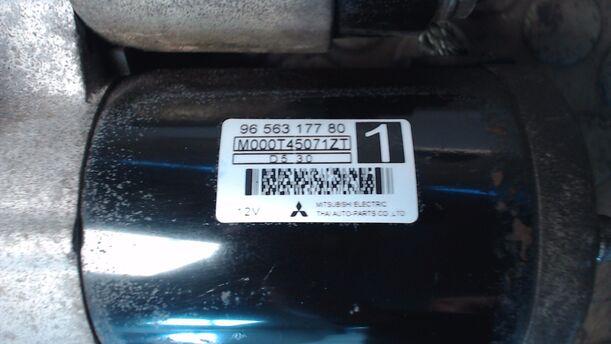 Foto: ANLASSER / STARTER eines Peugeot 206 60