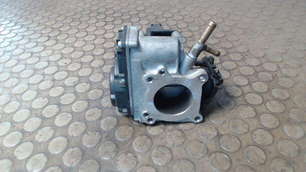 Foto: DROSSELKLAPPENSTUTZEN eines VW Lupo 1.0