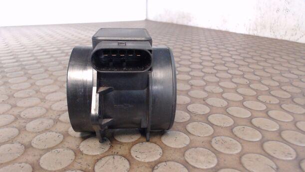 Foto: LUFTMASSENMESSER SIEMENS eines Volvo V40 1.8 GL