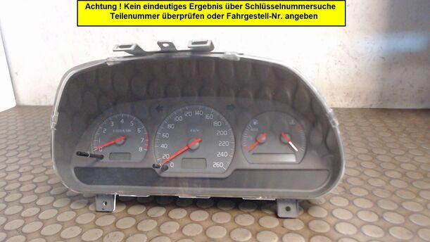 Foto: TACHOEINHEIT / KOMBIINSTRUMENT eines Volvo V40 1.8 GL