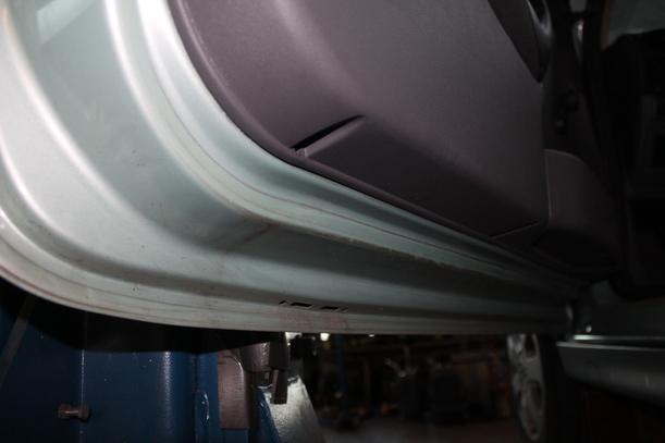 Foto: TÜR LINKS (2/3-Türer) eines Opel Corsa 1.4 16V GL