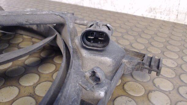Foto: ELEKTROLÜFTER eines Opel Corsa 1.4 16V GL