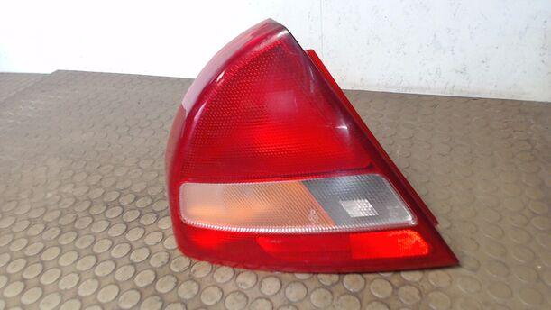 Foto: HECKLEUCHTE AUSSEN LINKS eines Mitsubishi Lancer 1300 GL