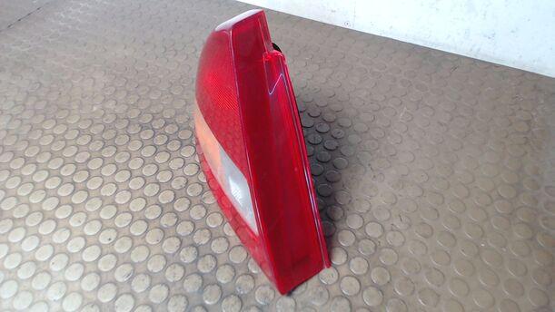 Foto: HECKLEUCHTE AUSSEN LINKS eines Mitsubishi Lancer 1300 GL