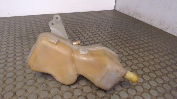Foto: AUSGLEICHSBEHÄLTER eines Opel Vectra Life (7-Si.)